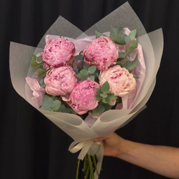 red classic bouquet – 23 red roses (cópia)