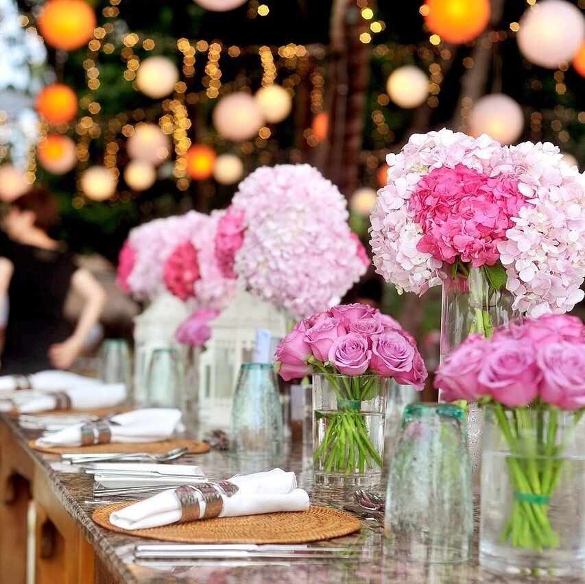 wedding, reception, table, beautiful flowers, banquet, centerpieces, nature, flower vases, flower wallpaper, table setting, bouquets, celebration, event, decorations, elegant, flower arrangements, flowers, flower background, roses, table set-up, wedding setup, wedding photography, wedding details
