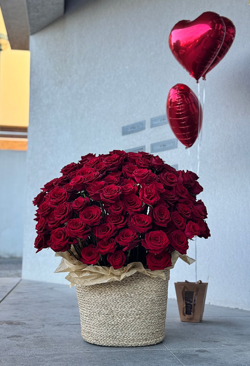 caixa com 51 rosas (cópia) caixa com 51 rosas (cópia)
